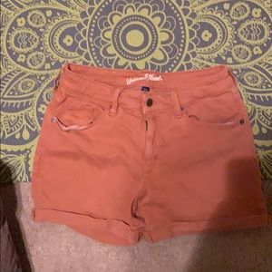 Women’s shorts. Universal Threads
